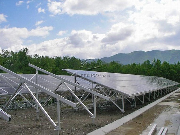Uống bạn thông qua các chi tiết về các loại vít mặt đất năng lượng mặt trời khác nhau