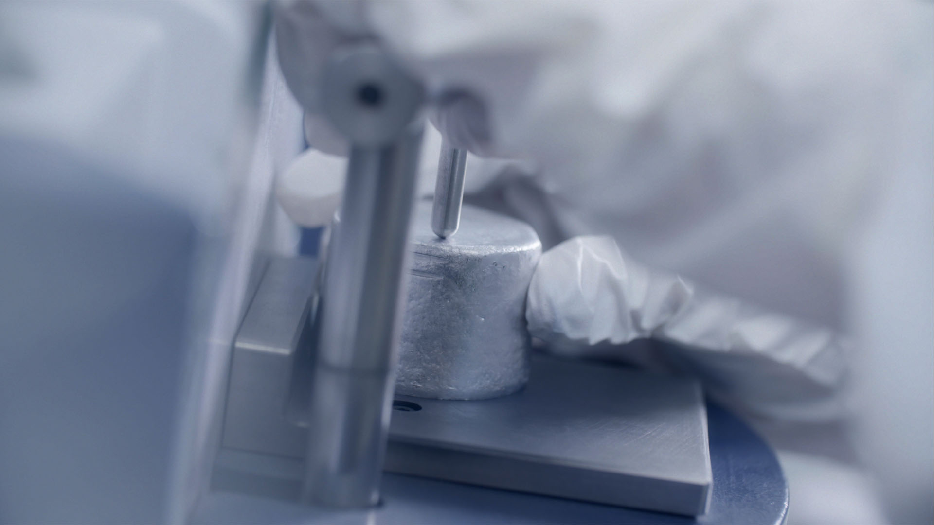  Của chúng tôi .Trung tâm nghiên cứu